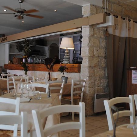 Hotel Restaurant Le Provencal ル・グロー・デュ・ロワ エクステリア 写真