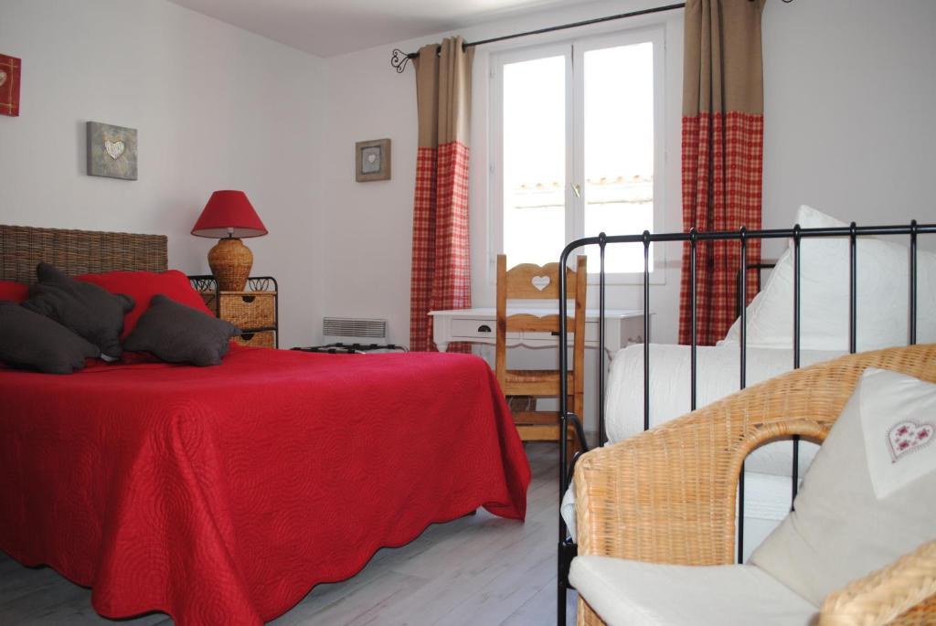 Hotel Restaurant Le Provencal ル・グロー・デュ・ロワ 部屋 写真