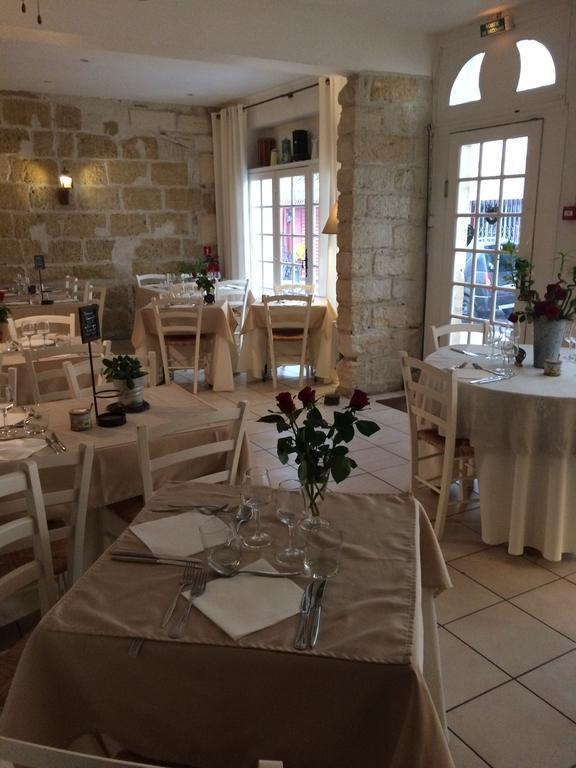 Hotel Restaurant Le Provencal ル・グロー・デュ・ロワ エクステリア 写真